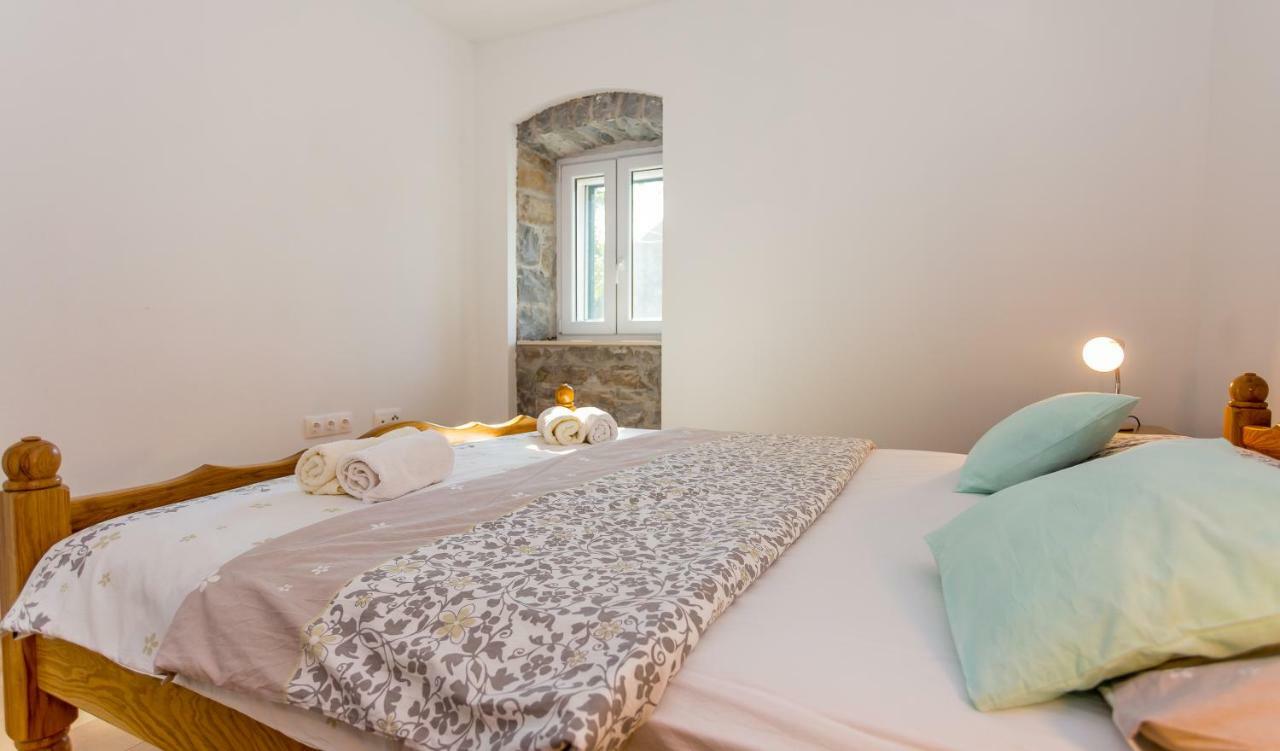 Apartmani Rebac Gata エクステリア 写真